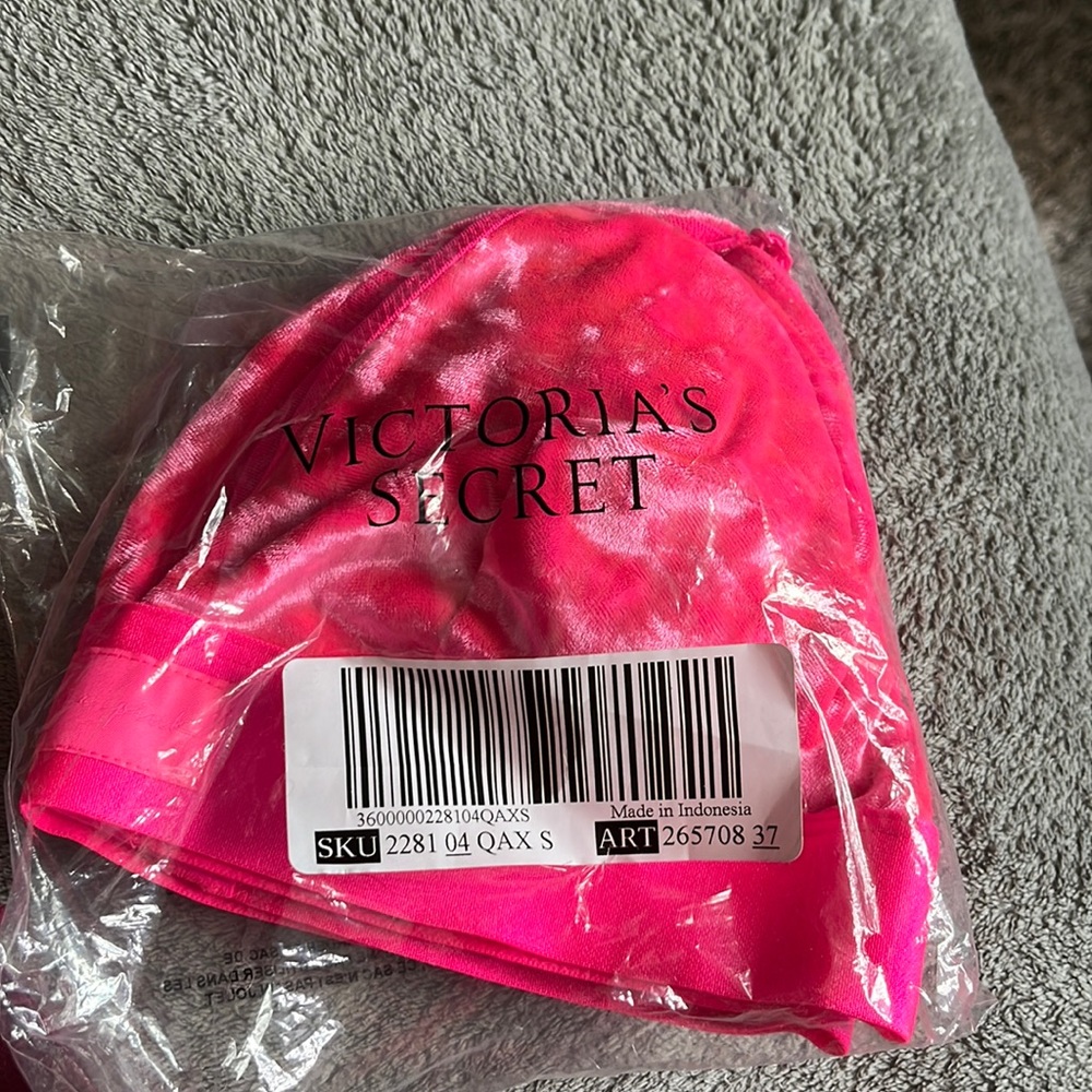 Velvet VS PINK bralette